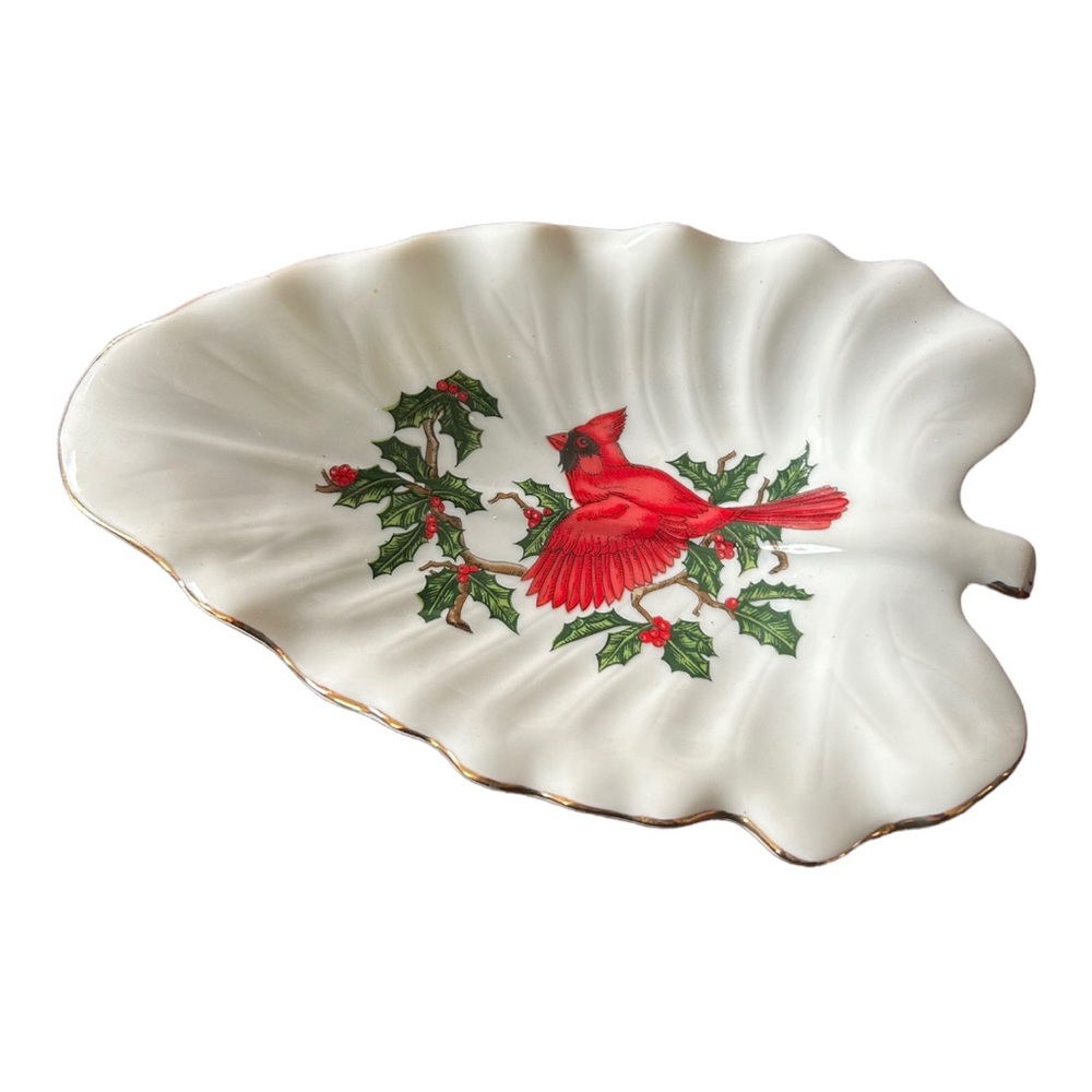 Lefton China red cardinal and holly design 1207 ceramic dish